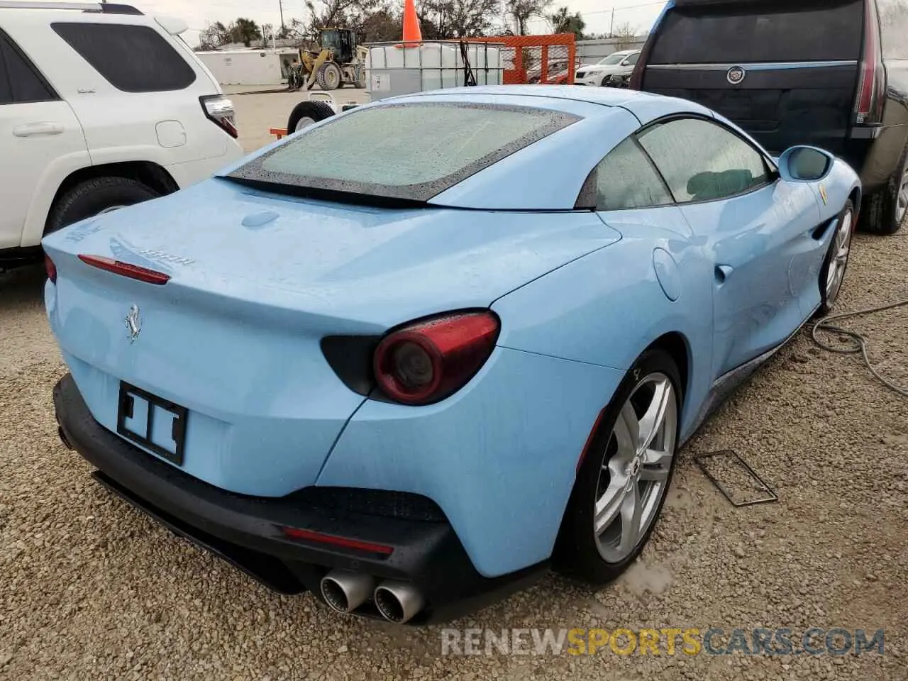 4 fotografías del automóvil dañado ZFF89FPA8K0247975 FERRARI ALL MODELS 2019