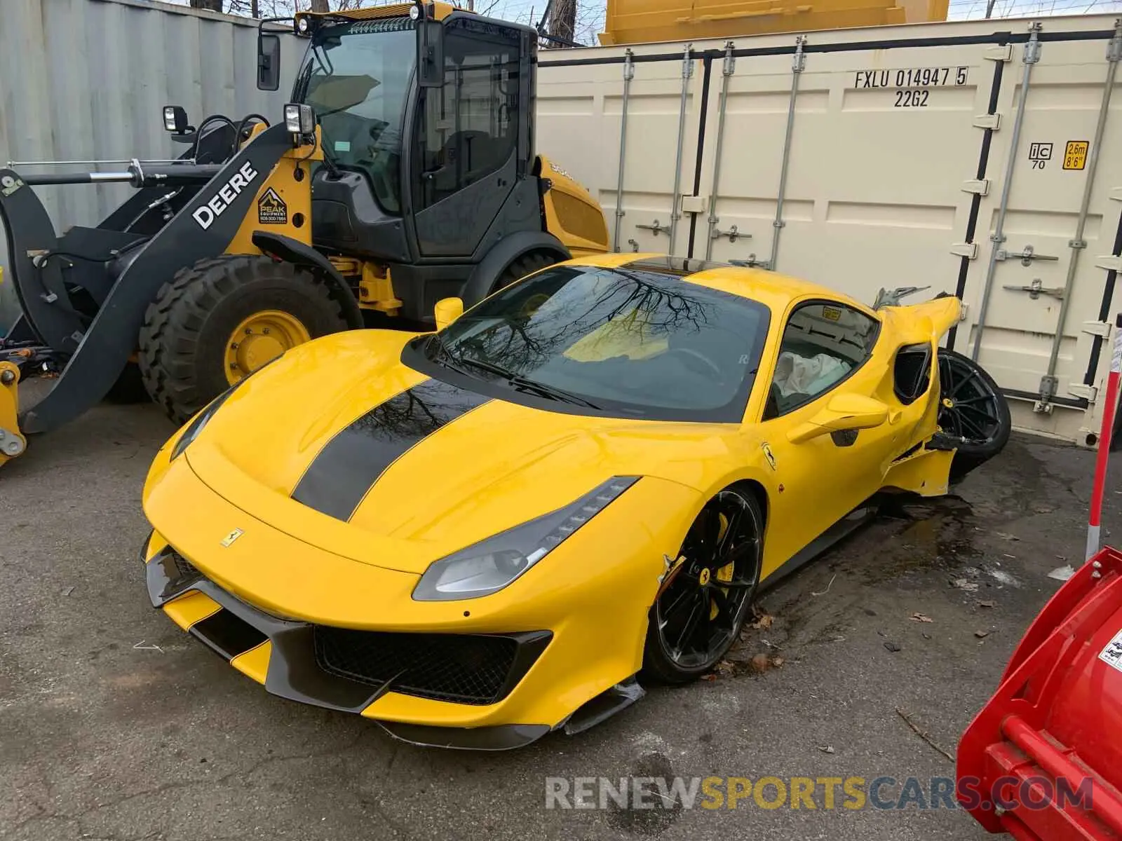 2 fotografías del automóvil dañado YFF90HLA4L0248297 FERRARI ALL MODELS 2020