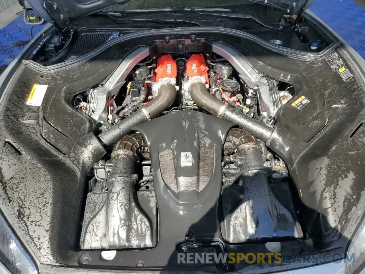 11 fotografías del automóvil dañado ZFF89FPA0M0259248 FERRARI ALL MODELS 2021
