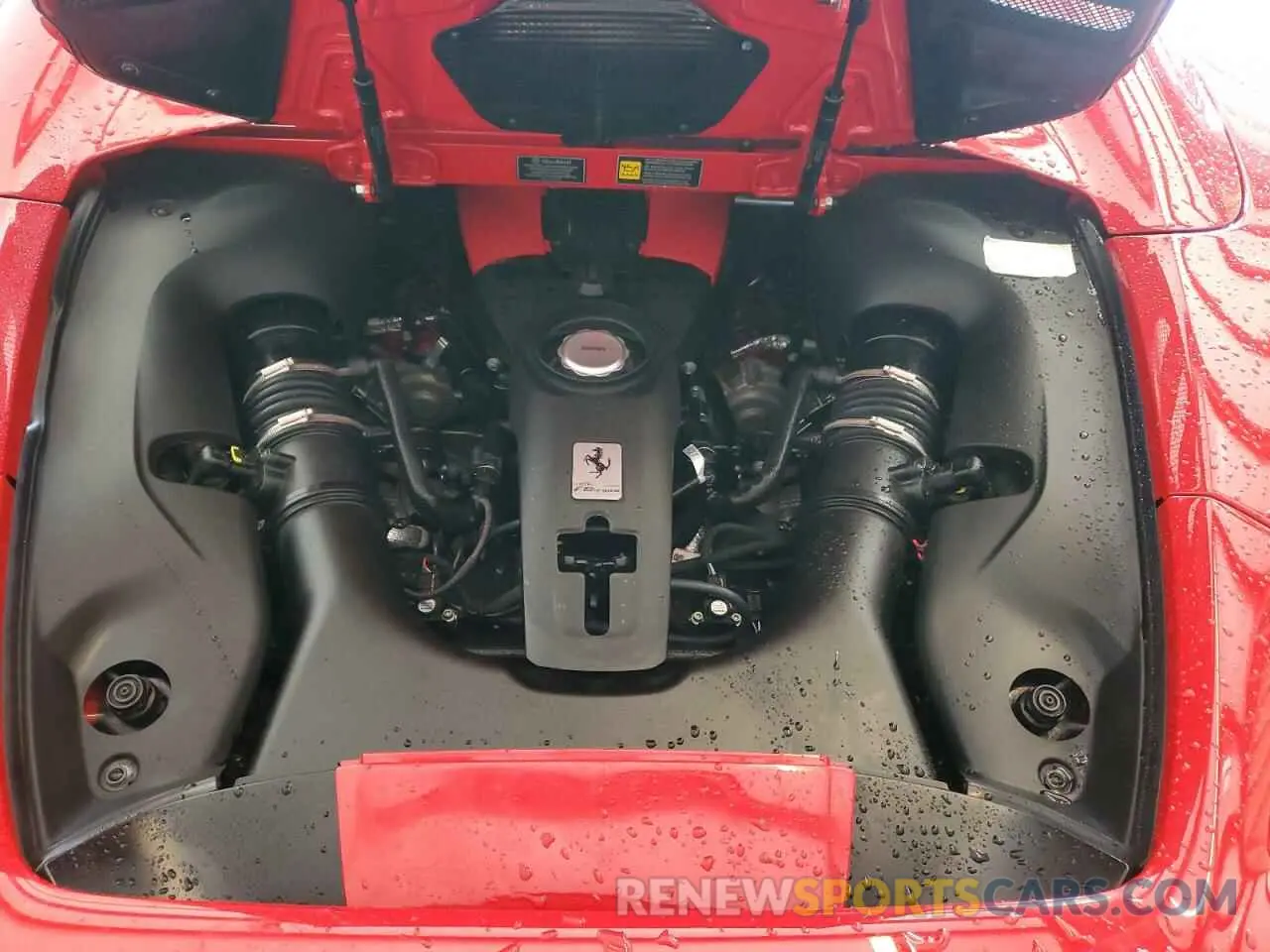 11 fotografías del automóvil dañado ZFF93LMA2M0264413 FERRARI ALL MODELS 2021