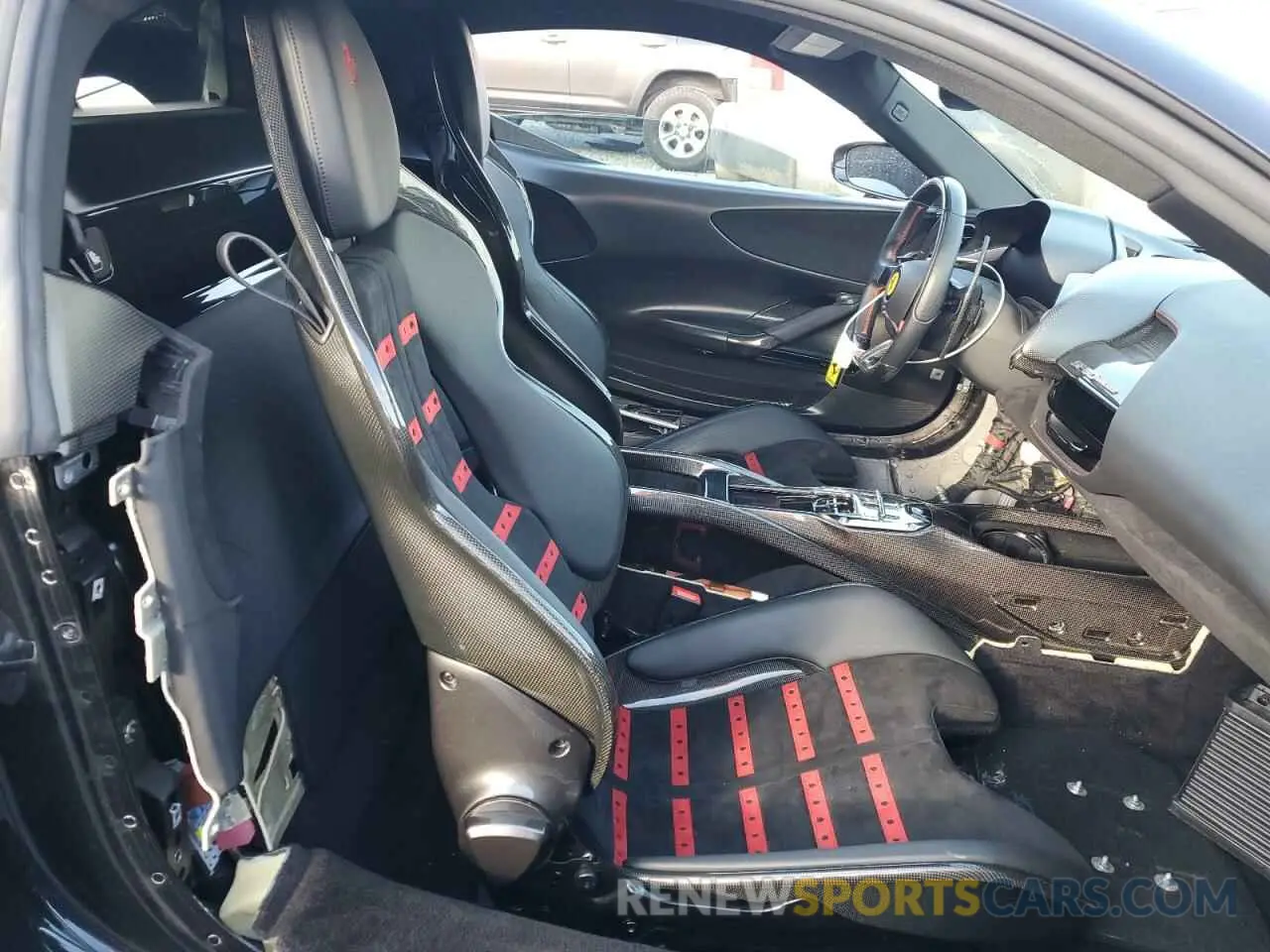 10 fotografías del automóvil dañado ZFF95NLA6N0276511 FERRARI ALL MODELS 2022