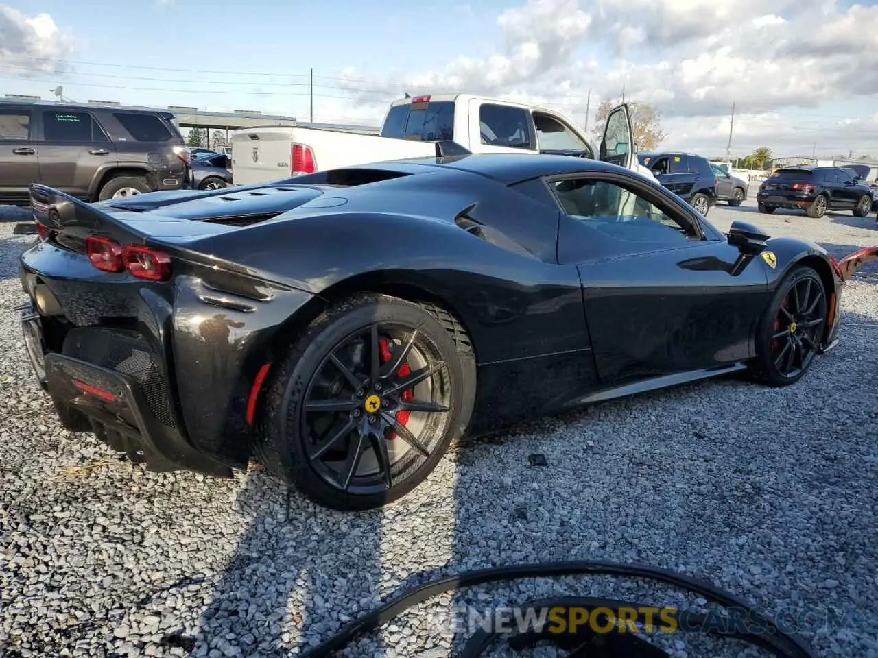 3 fotografías del automóvil dañado ZFF95NLA6N0276511 FERRARI ALL MODELS 2022