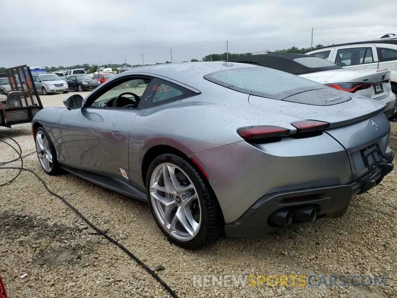 2 fotografías del automóvil dañado ZFF98RNA4N0268984 FERRARI ALL MODELS 2022