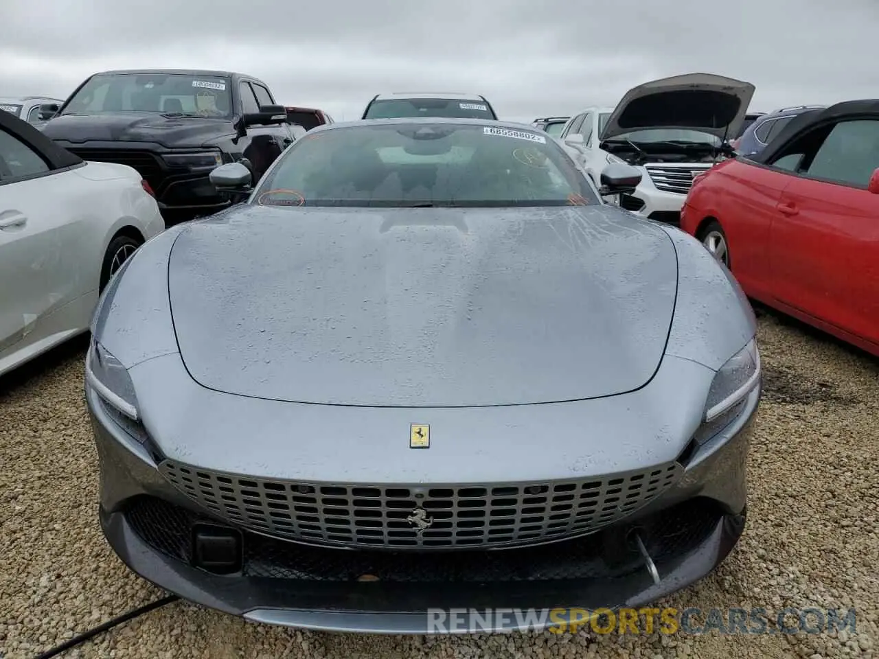 5 fotografías del automóvil dañado ZFF98RNA4N0268984 FERRARI ALL MODELS 2022