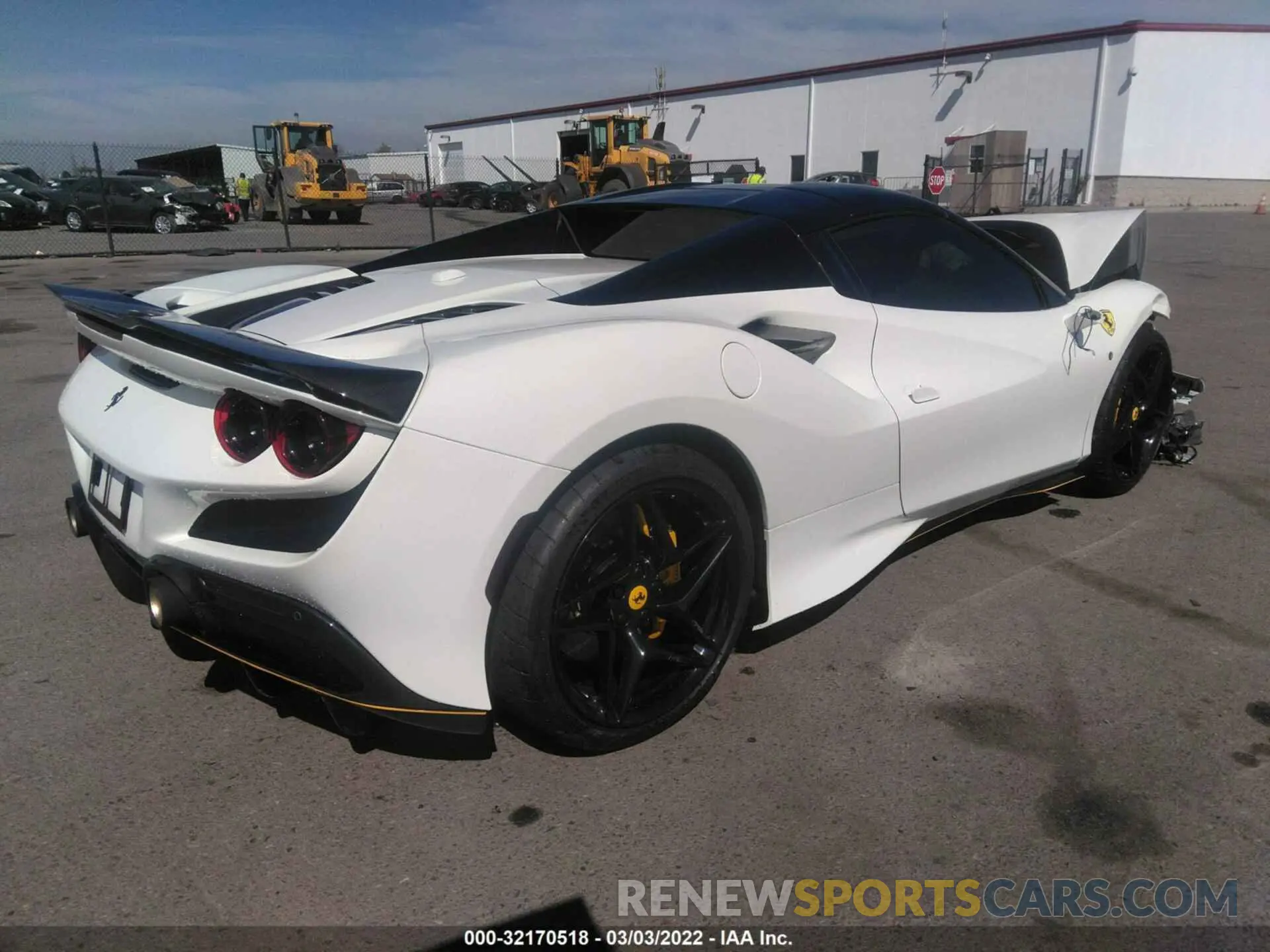 4 fotografías del automóvil dañado ZFF93LMA4M0263862 FERRARI F8 SPIDER 2021