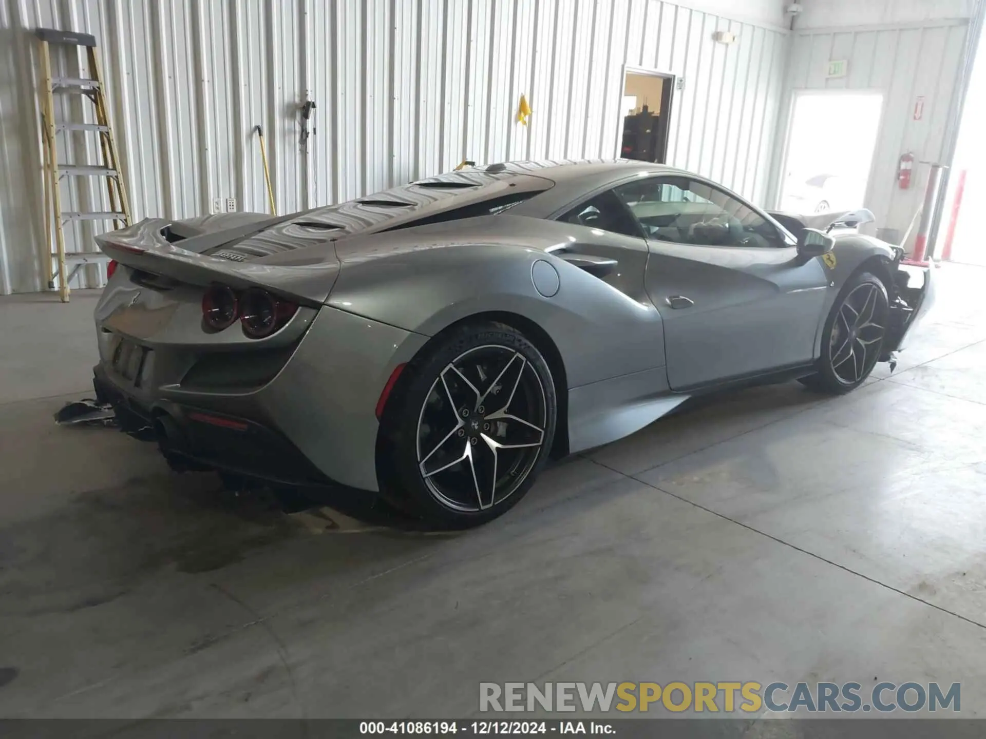 4 fotografías del automóvil dañado ZFF92LLA9N0270358 FERRARI F8 TRIBUTO 2022