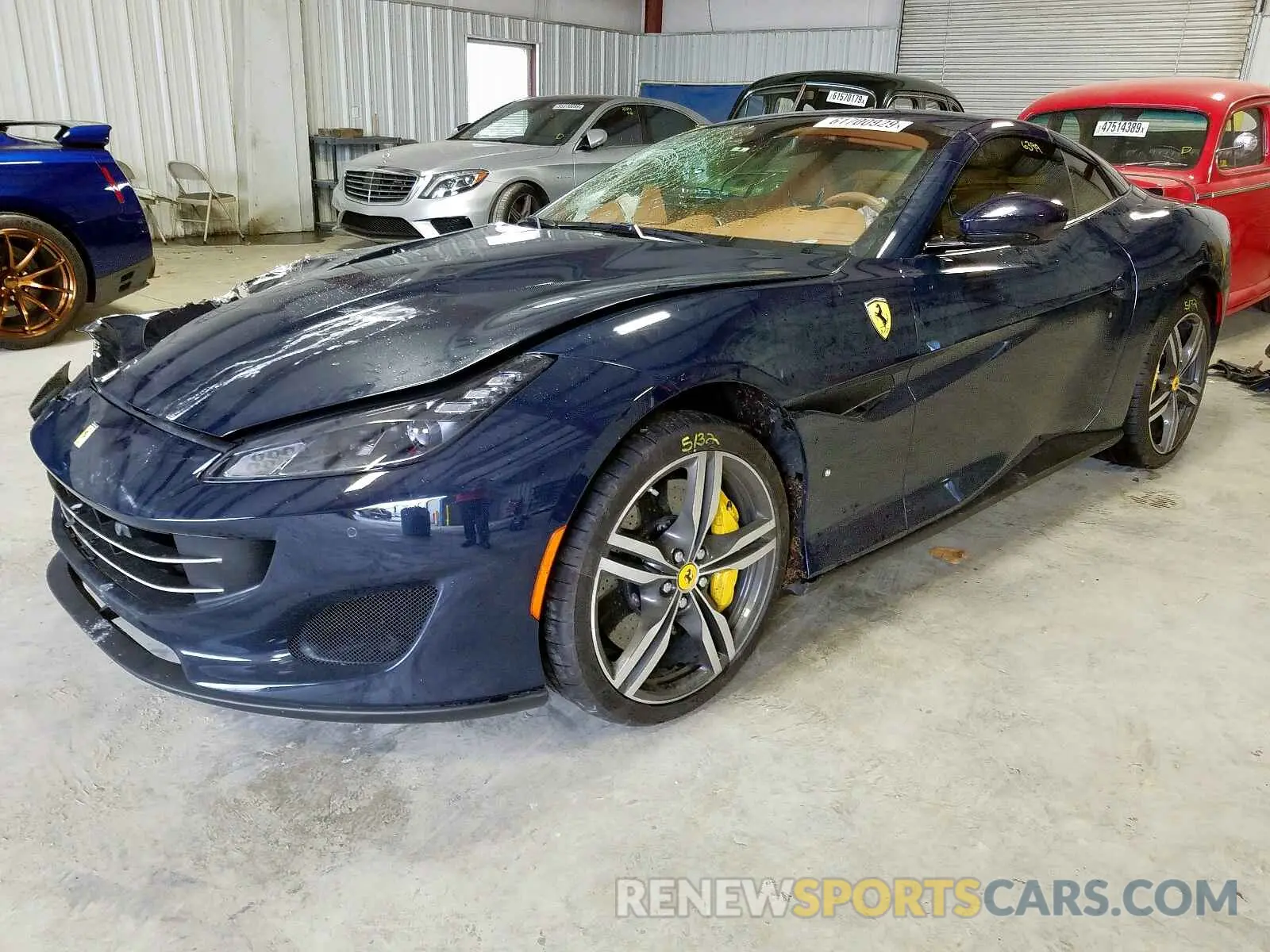 2 fotografías del automóvil dañado ZFF89FPA3K0240111 FERRARI PORTOFINO 2019