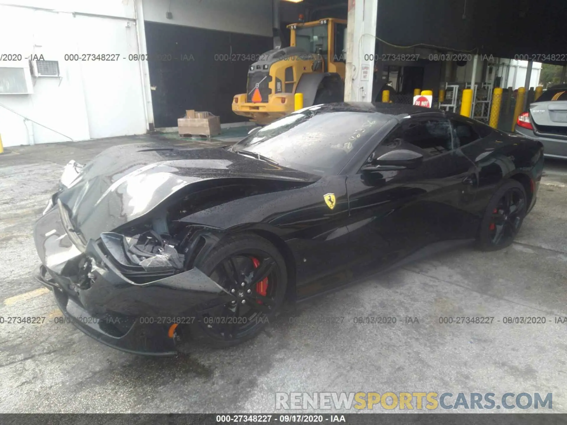 13 fotografías del automóvil dañado ZFF89FPAXK0242356 FERRARI PORTOFINO 2019