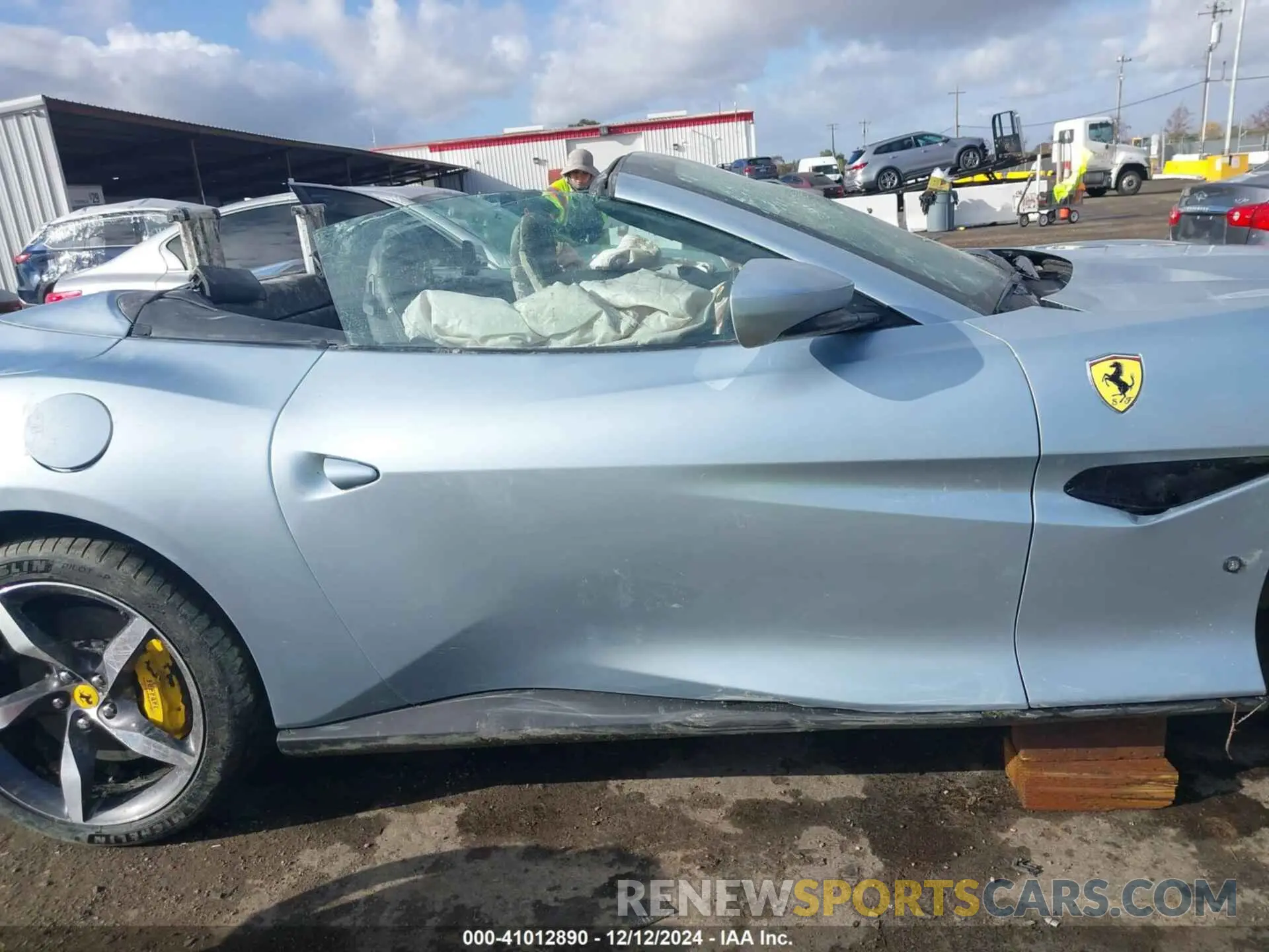 13 fotografías del automóvil dañado ZFF02RPA0N0278807 FERRARI PORTOFINO M 2022