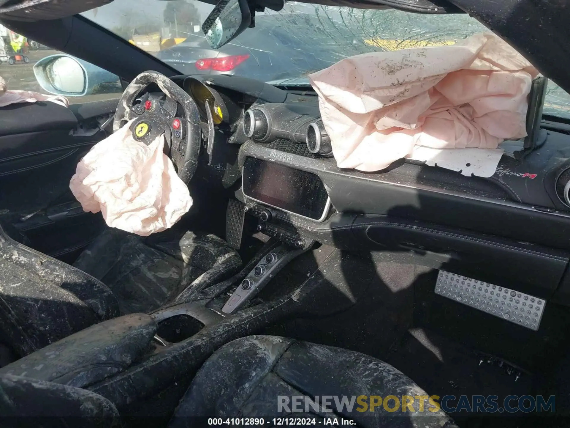 17 fotografías del automóvil dañado ZFF02RPA0N0278807 FERRARI PORTOFINO M 2022