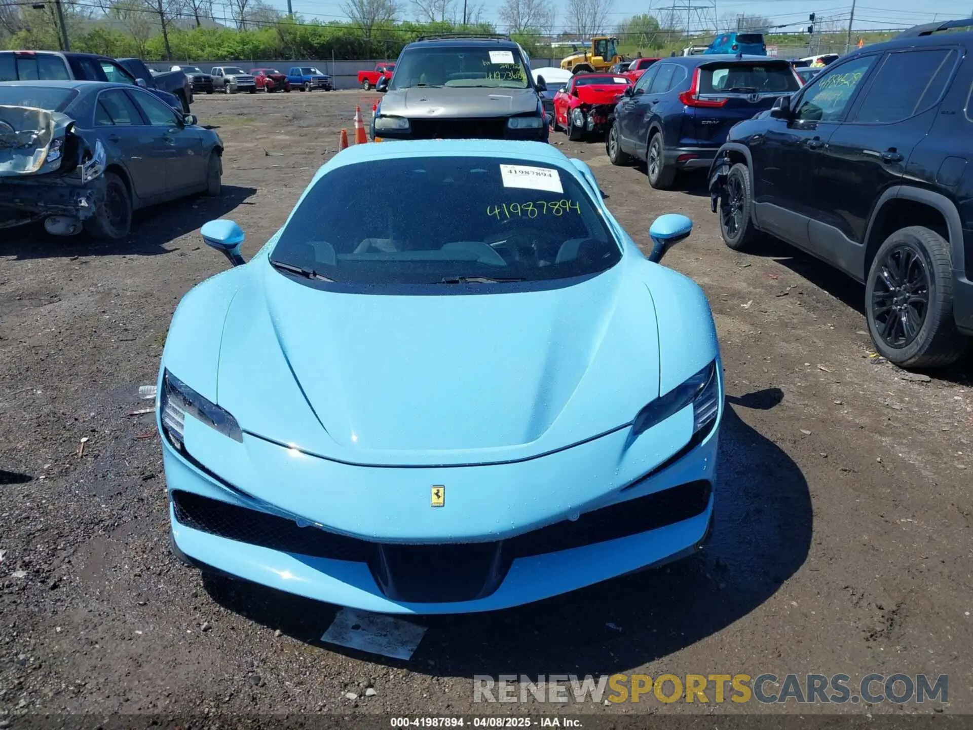 12 fotografías del automóvil dañado ZFF96NMA1R0310002 FERRARI SF90 SPIDER 2024