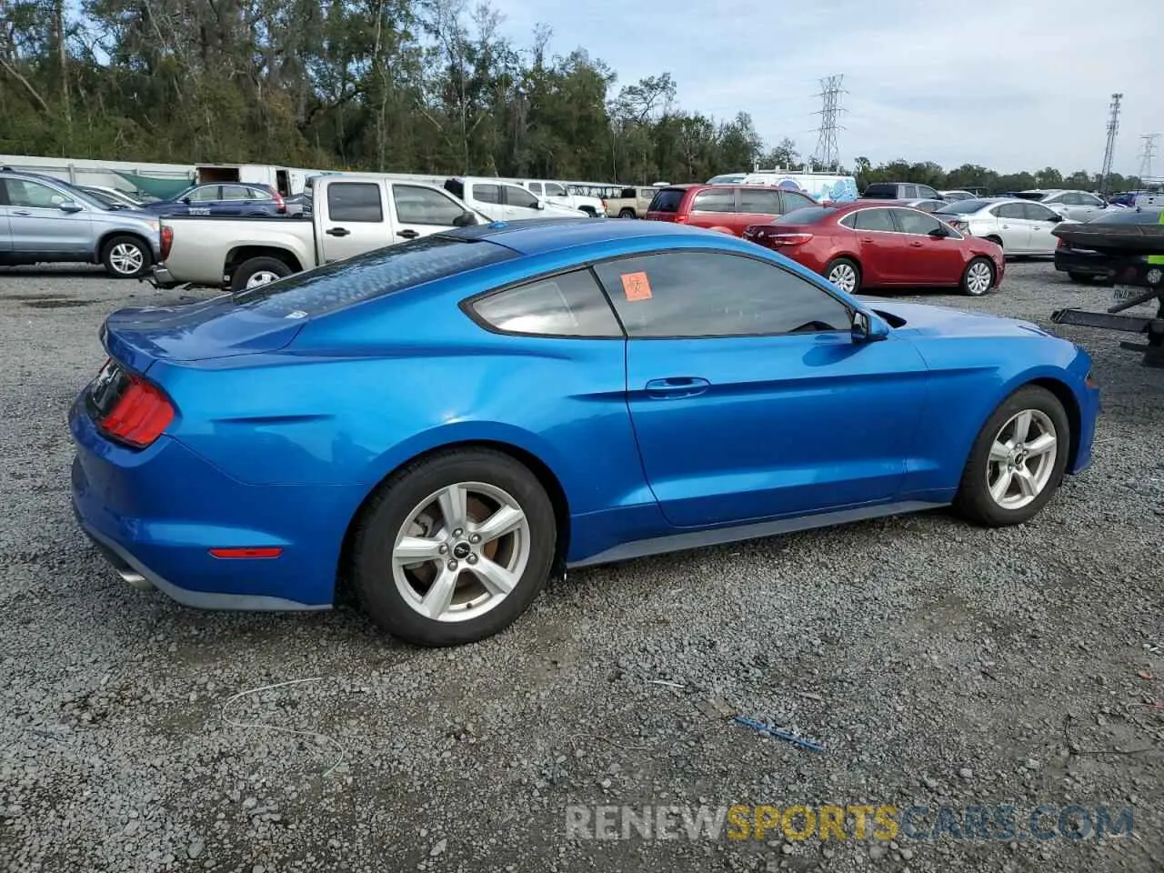 3 fotografías del automóvil dañado 1FA6P8TH0K5189718 FORD ALL Models 2019