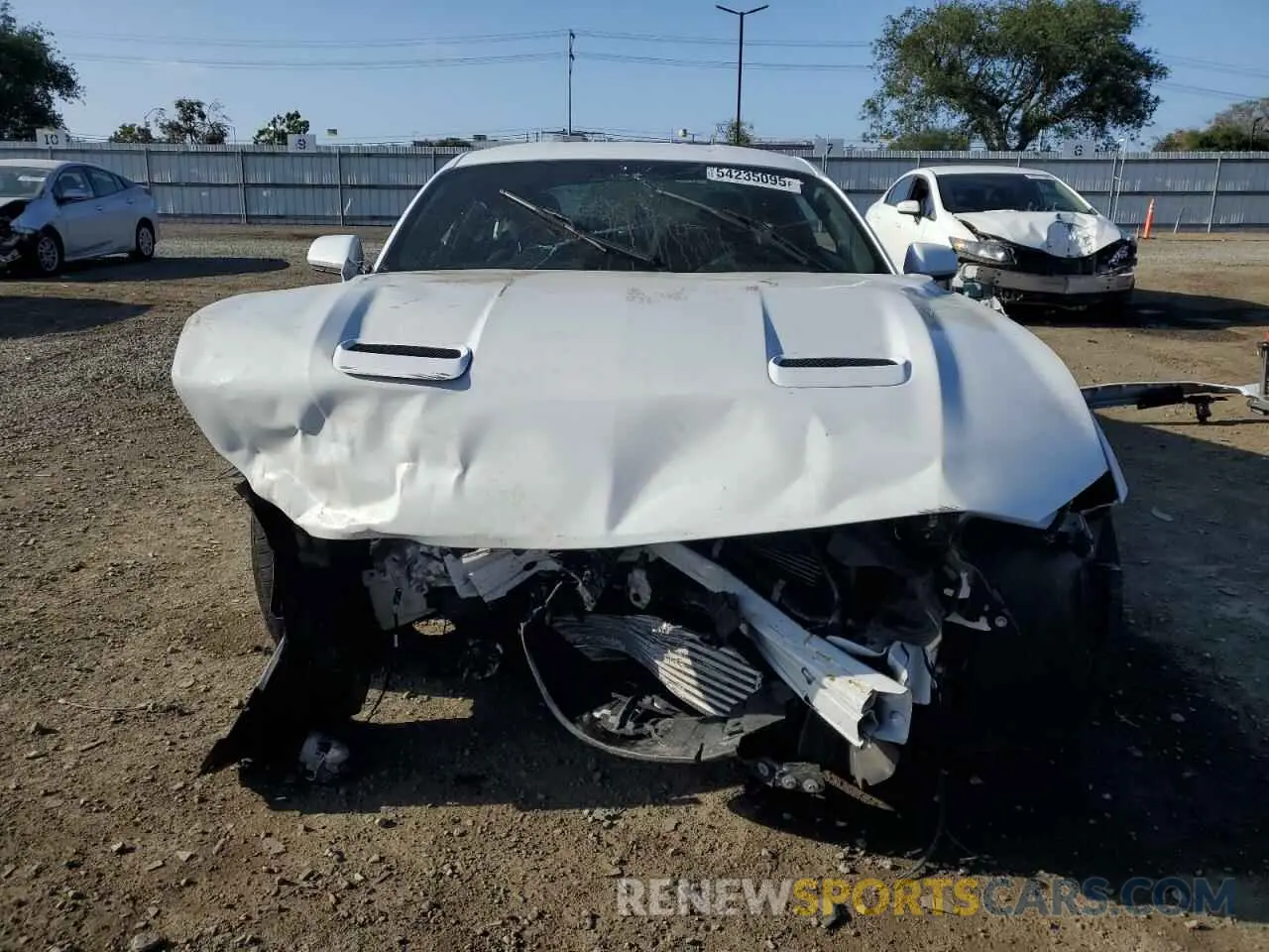 5 fotografías del automóvil dañado 1FA6P8TH1K5180803 FORD ALL Models 2019