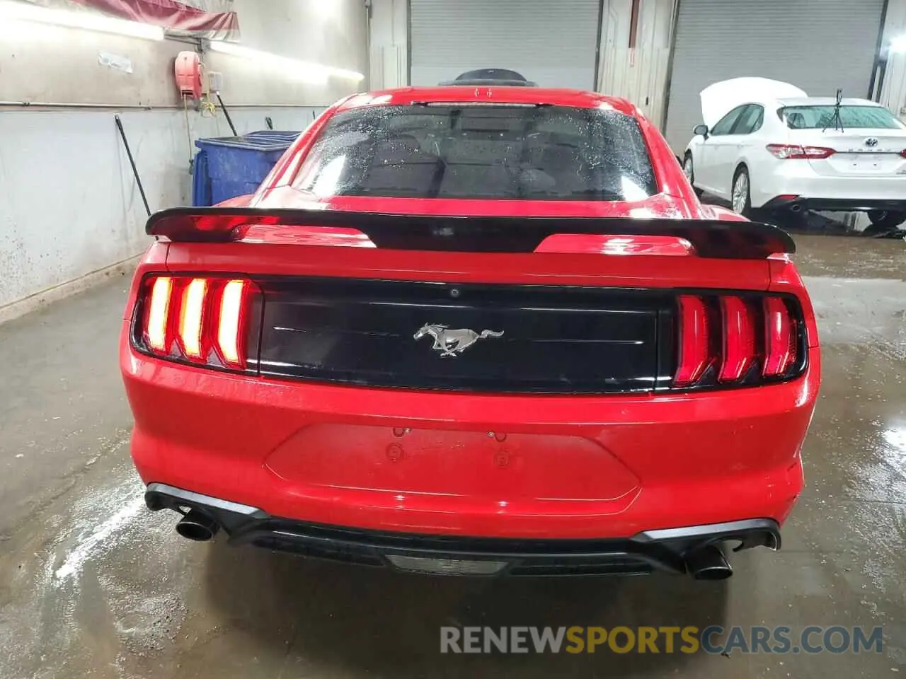 6 fotografías del automóvil dañado 1FA6P8TH2K5141444 FORD ALL Models 2019