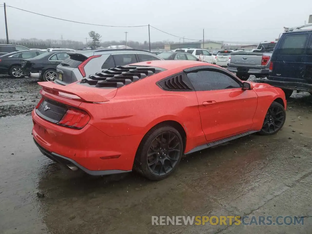 3 fotografías del automóvil dañado 1FA6P8TH9K5129744 FORD ALL Models 2019