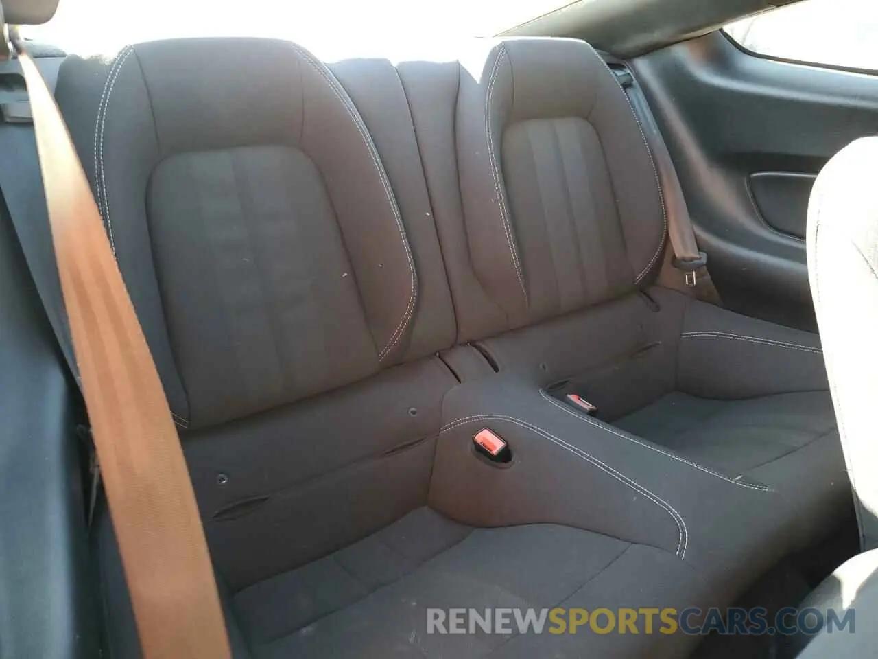 10 fotografías del automóvil dañado 1FA6P8TH9K5193069 FORD ALL Models 2019