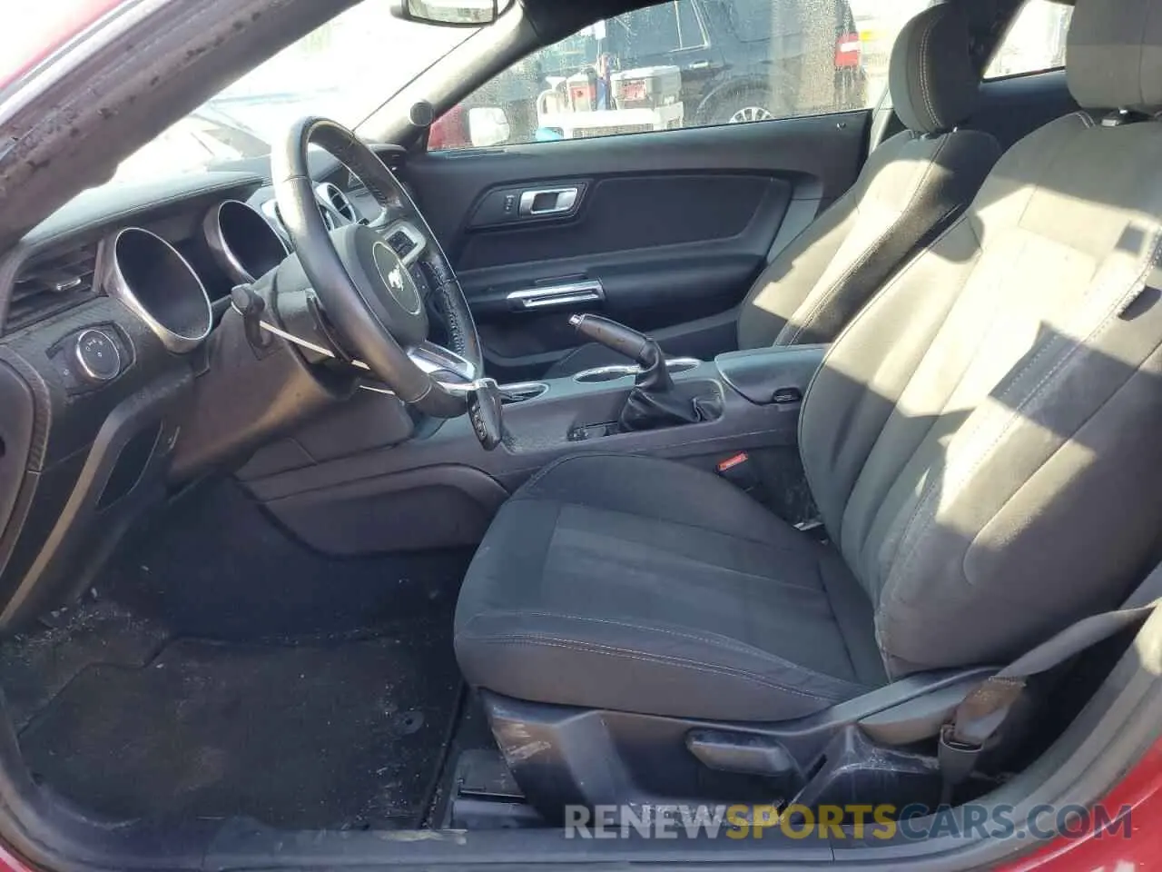 7 fotografías del automóvil dañado 1FA6P8THXK5173655 FORD ALL Models 2019