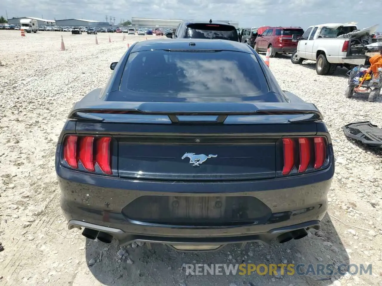 6 fotografías del automóvil dañado 1FA6P8THXK5176619 FORD ALL Models 2019