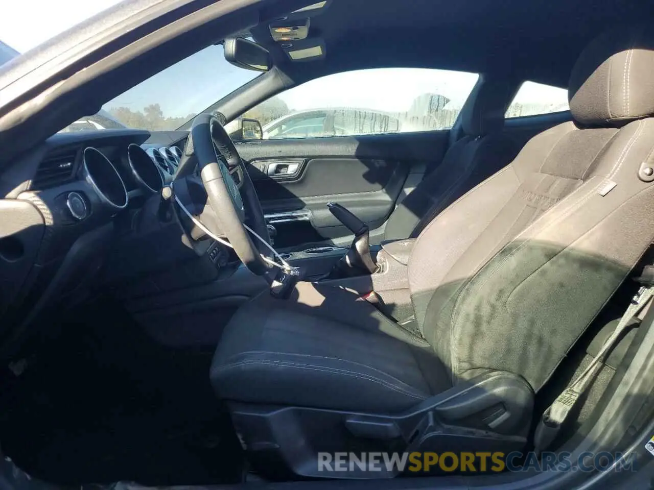 7 fotografías del automóvil dañado 1FA6P8THXK5180718 FORD ALL Models 2019