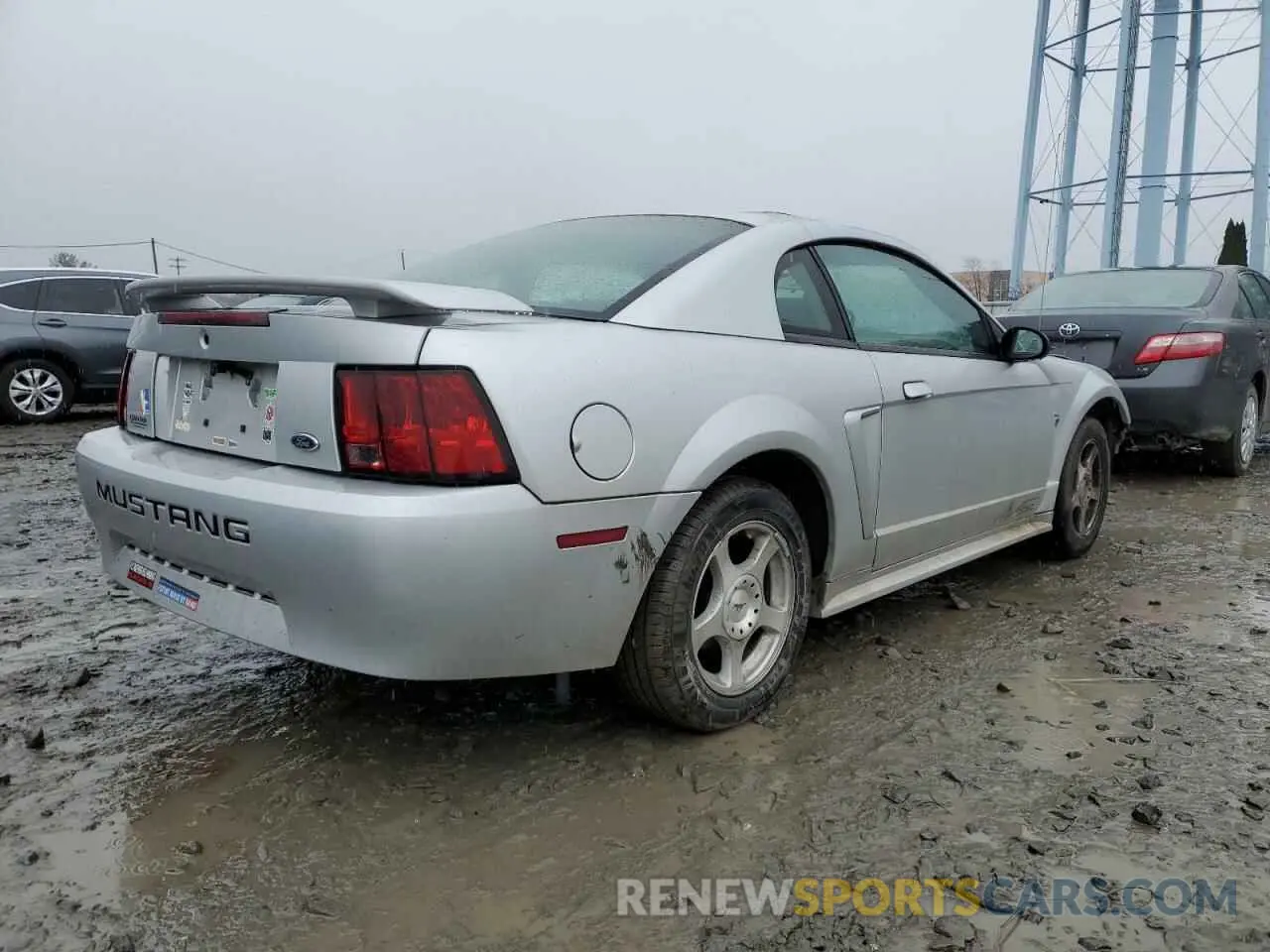 3 fotografías del automóvil dañado 1FAFP40694F234633 FORD ALL Models 2019