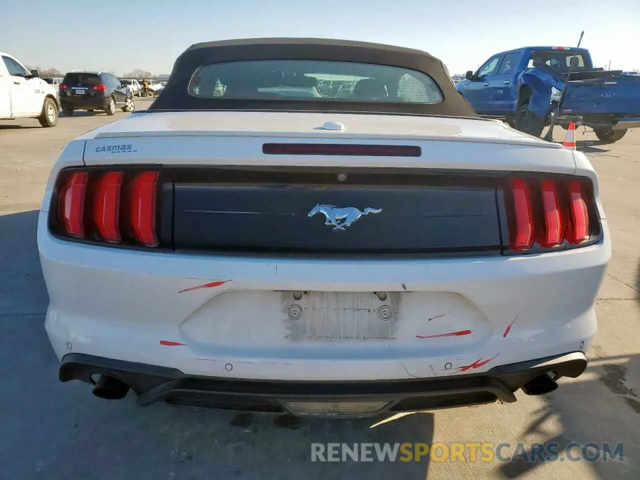 6 fotografías del automóvil dañado 1FATP8UH0K5104233 FORD ALL Models 2019