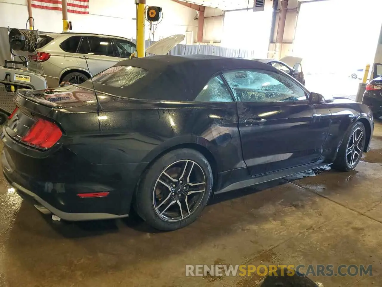 3 fotografías del automóvil dañado 1FATP8UH0K5170300 FORD ALL Models 2019