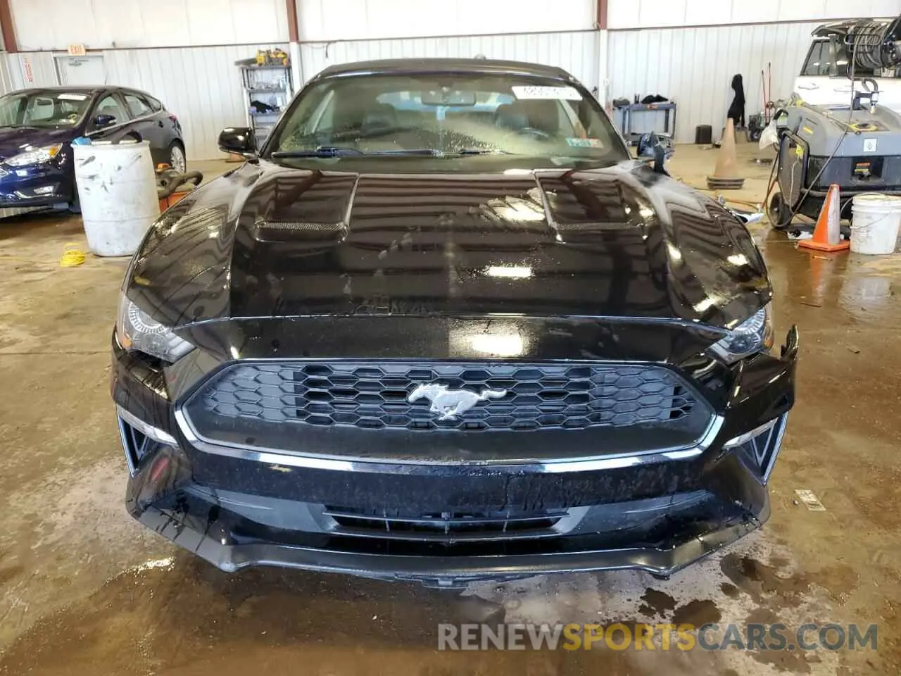 5 fotografías del automóvil dañado 1FATP8UH0K5170300 FORD ALL Models 2019