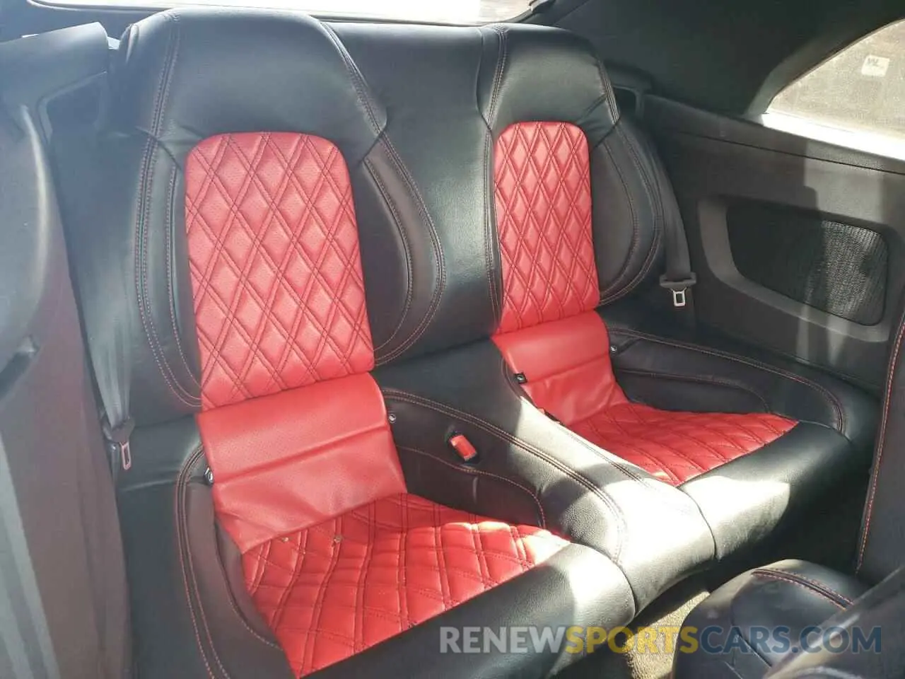 10 fotografías del automóvil dañado 1FATP8UH2K5109787 FORD ALL Models 2019