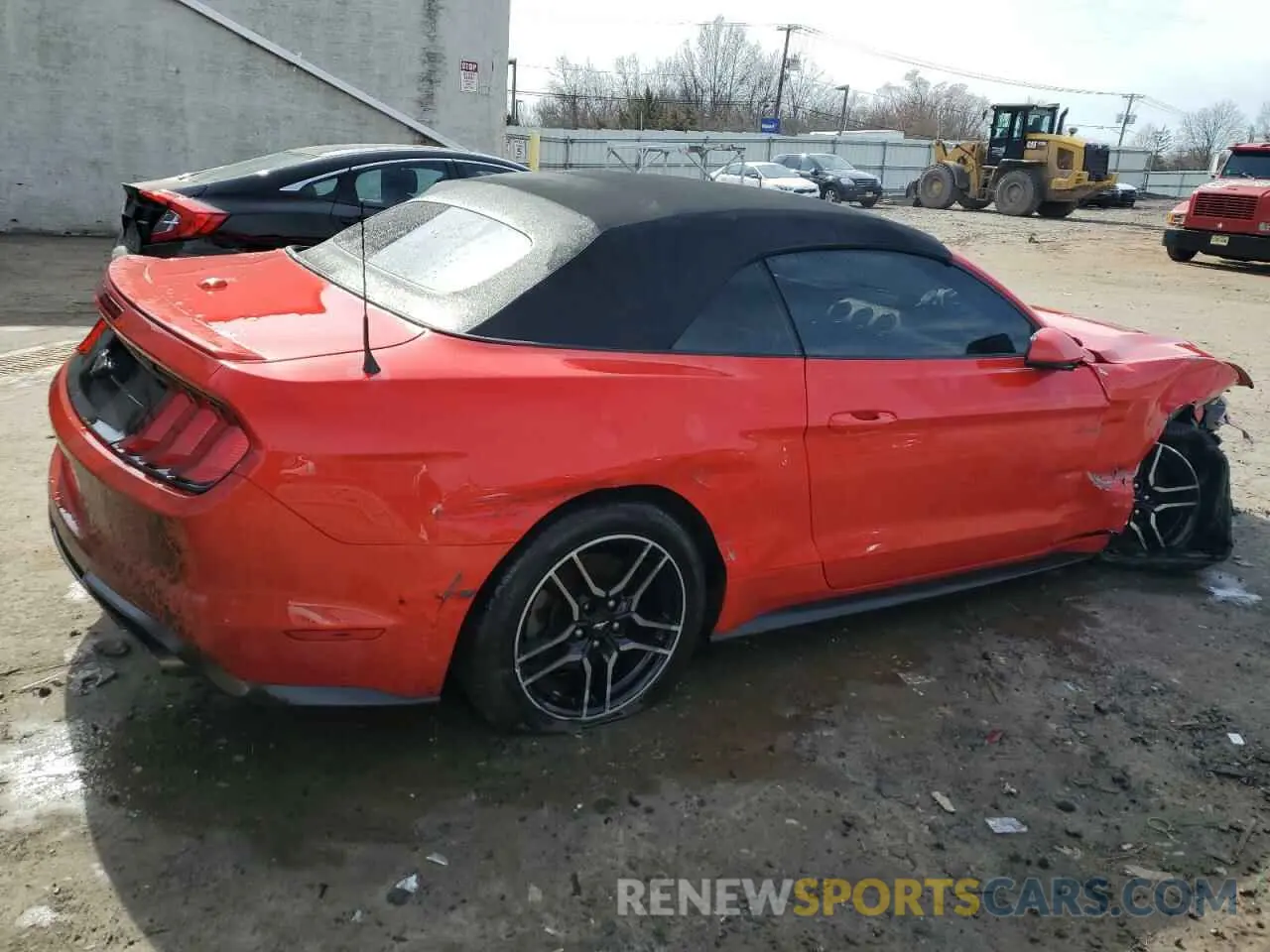 3 fotografías del automóvil dañado 1FATP8UH2K5109787 FORD ALL Models 2019