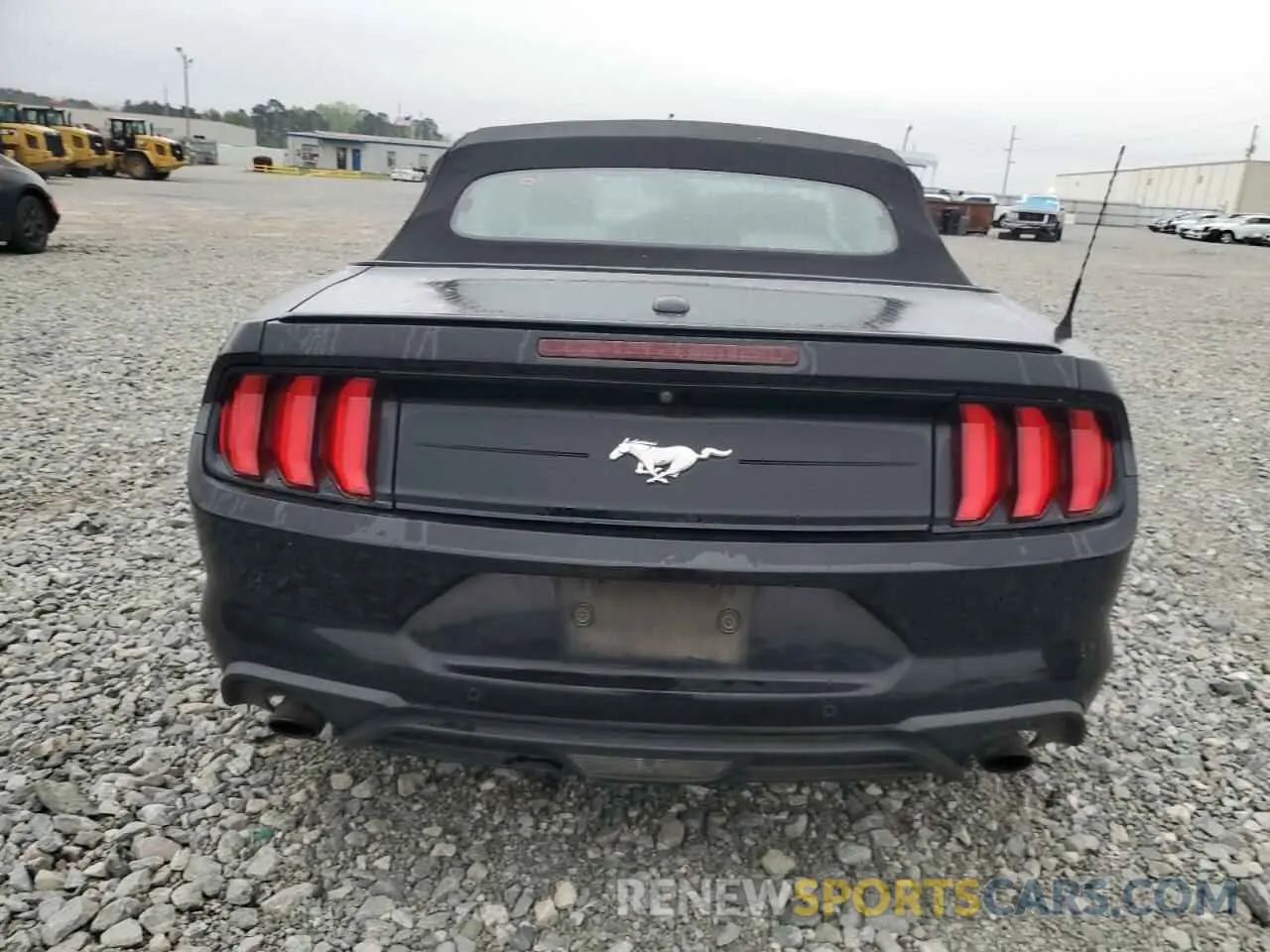 6 fotografías del automóvil dañado 1FATP8UH7K5109865 FORD ALL Models 2019