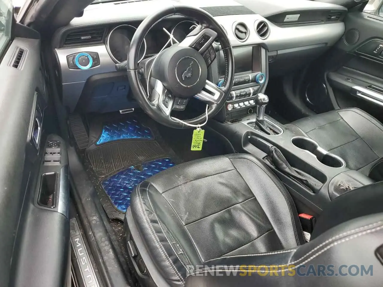 8 fotografías del automóvil dañado 1FATP8UH7K5150822 FORD ALL Models 2019