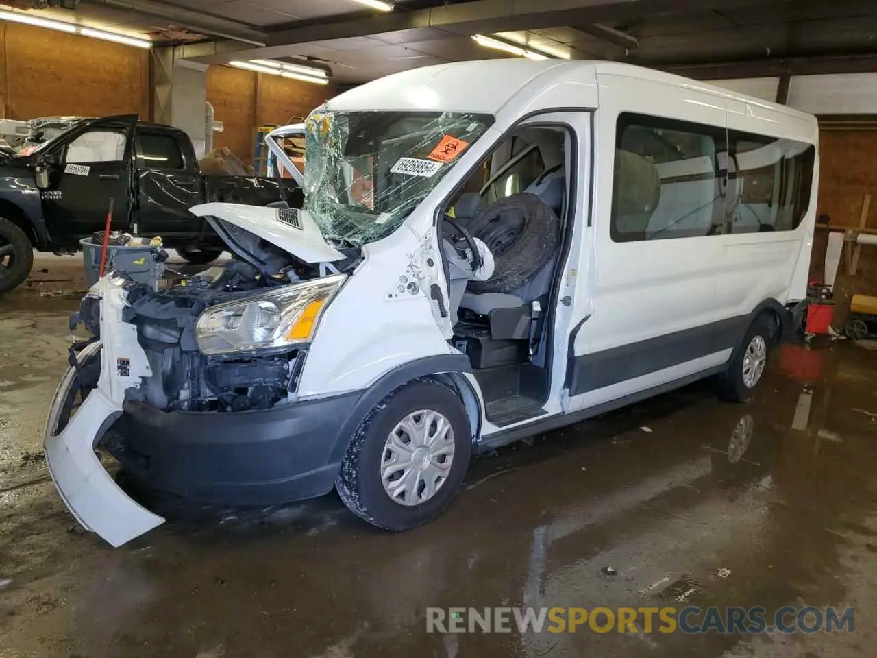 1 fotografías del automóvil dañado 1FBAX2CM5KKB64074 FORD ALL Models 2019