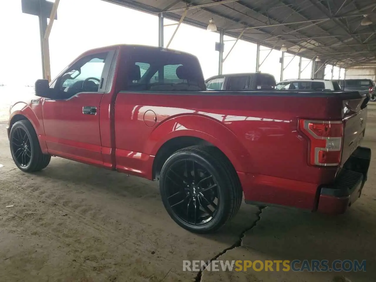2 fotografías del automóvil dañado 1FTMF1C52KKF10340 FORD All Models 2019