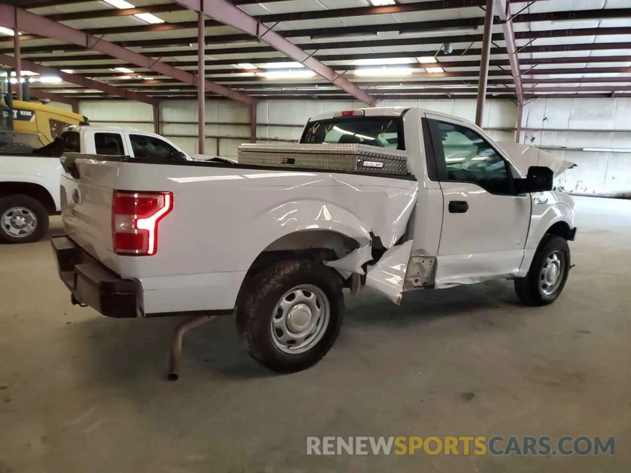 3 fotografías del automóvil dañado 1FTMF1CB2KKF10294 FORD All Models 2019