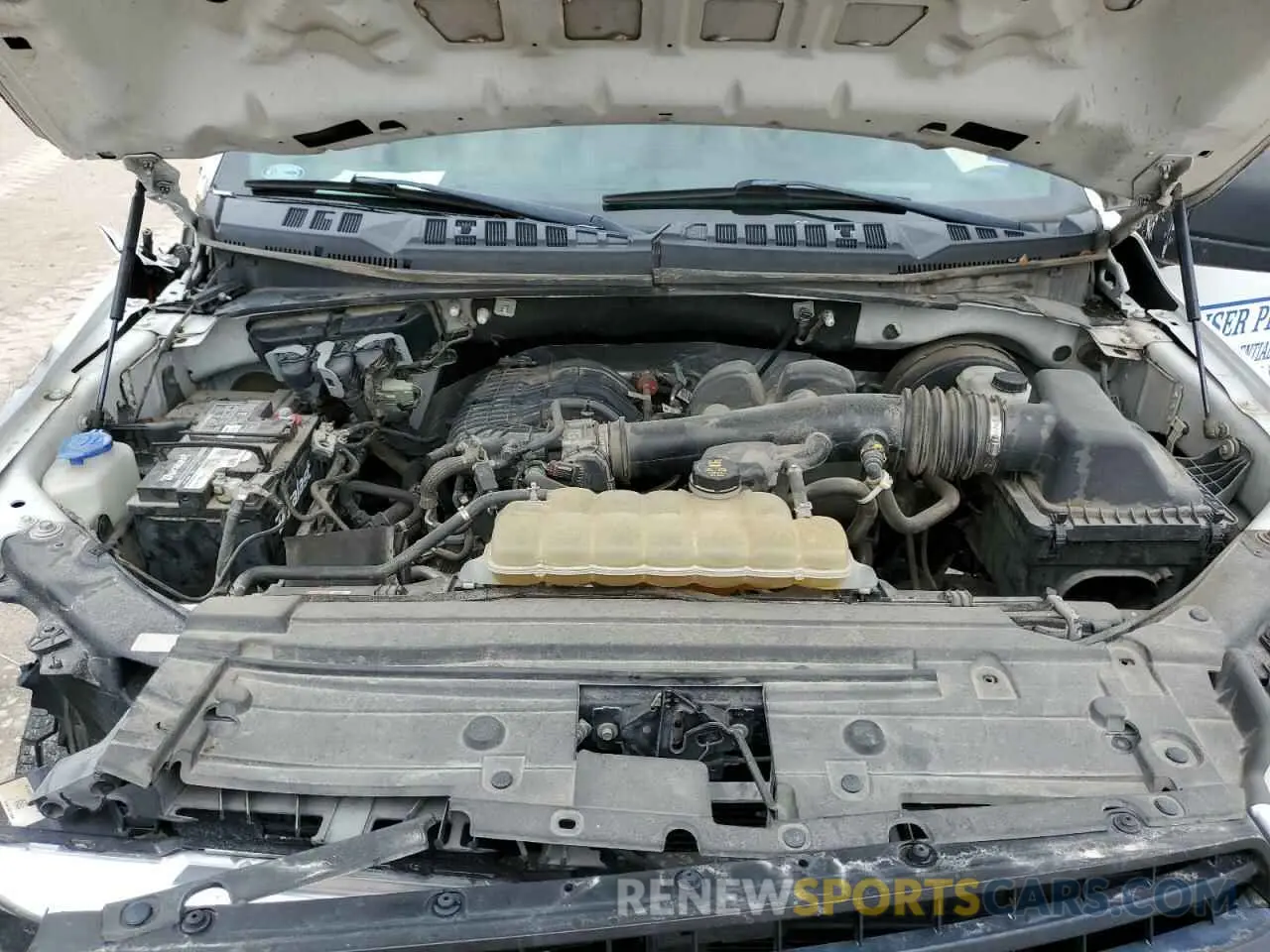 11 fotografías del automóvil dañado 1FTMF1CB3KKD32878 FORD All Models 2019