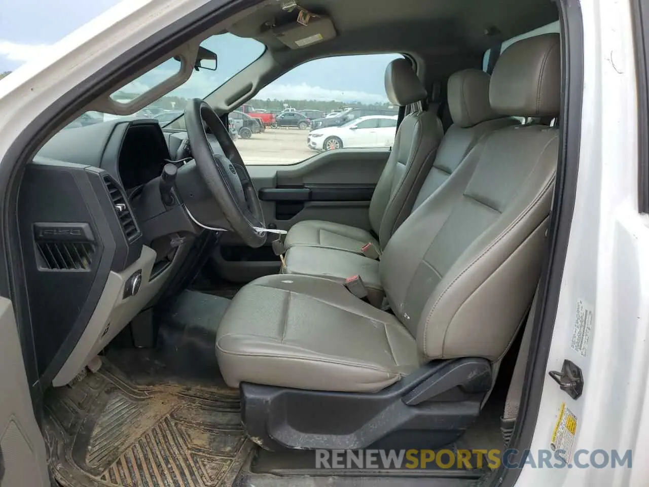 7 fotografías del automóvil dañado 1FTMF1CB3KKD32878 FORD All Models 2019