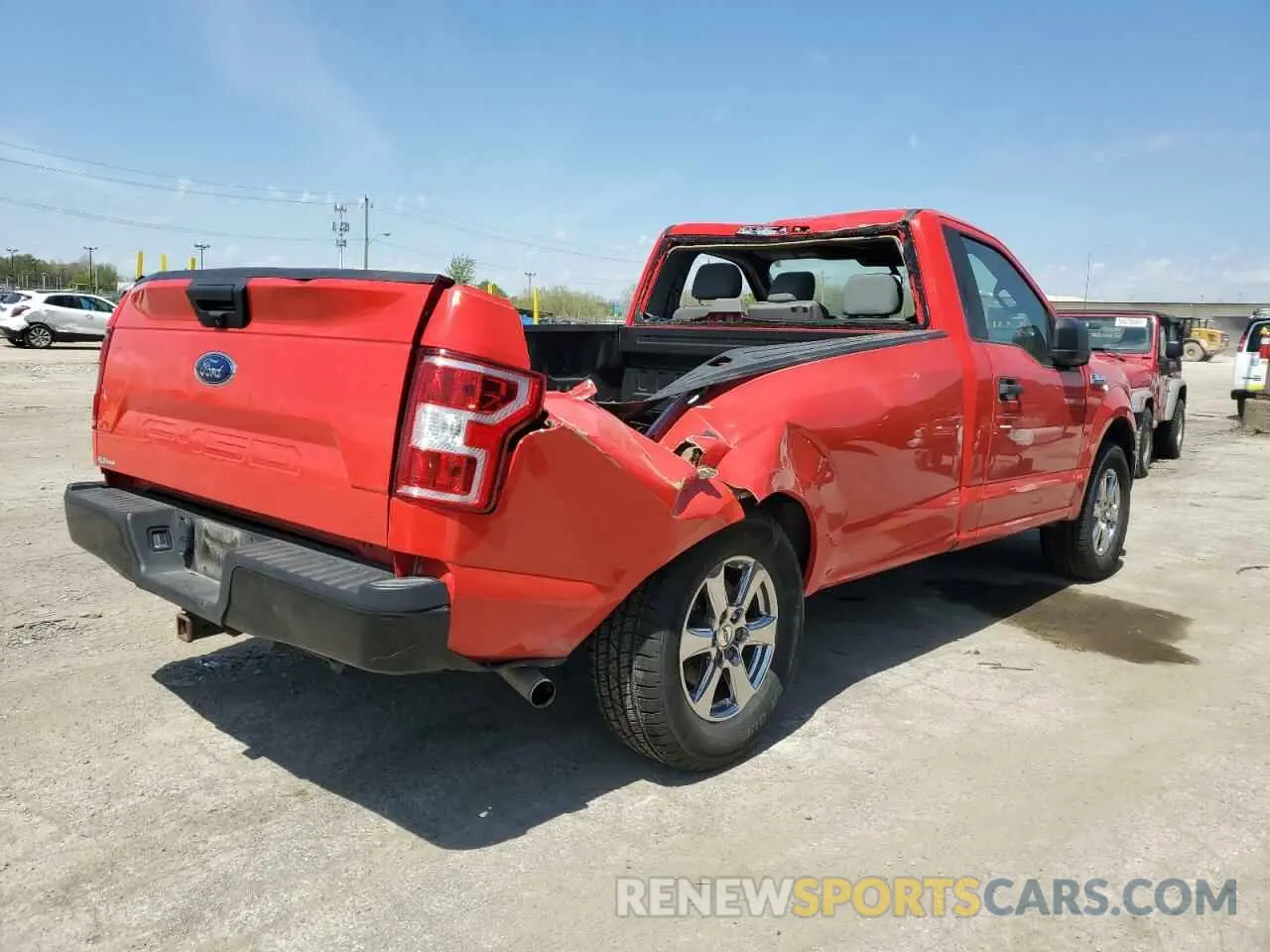 3 fotografías del automóvil dañado 1FTMF1CB3KKD89677 FORD All Models 2019