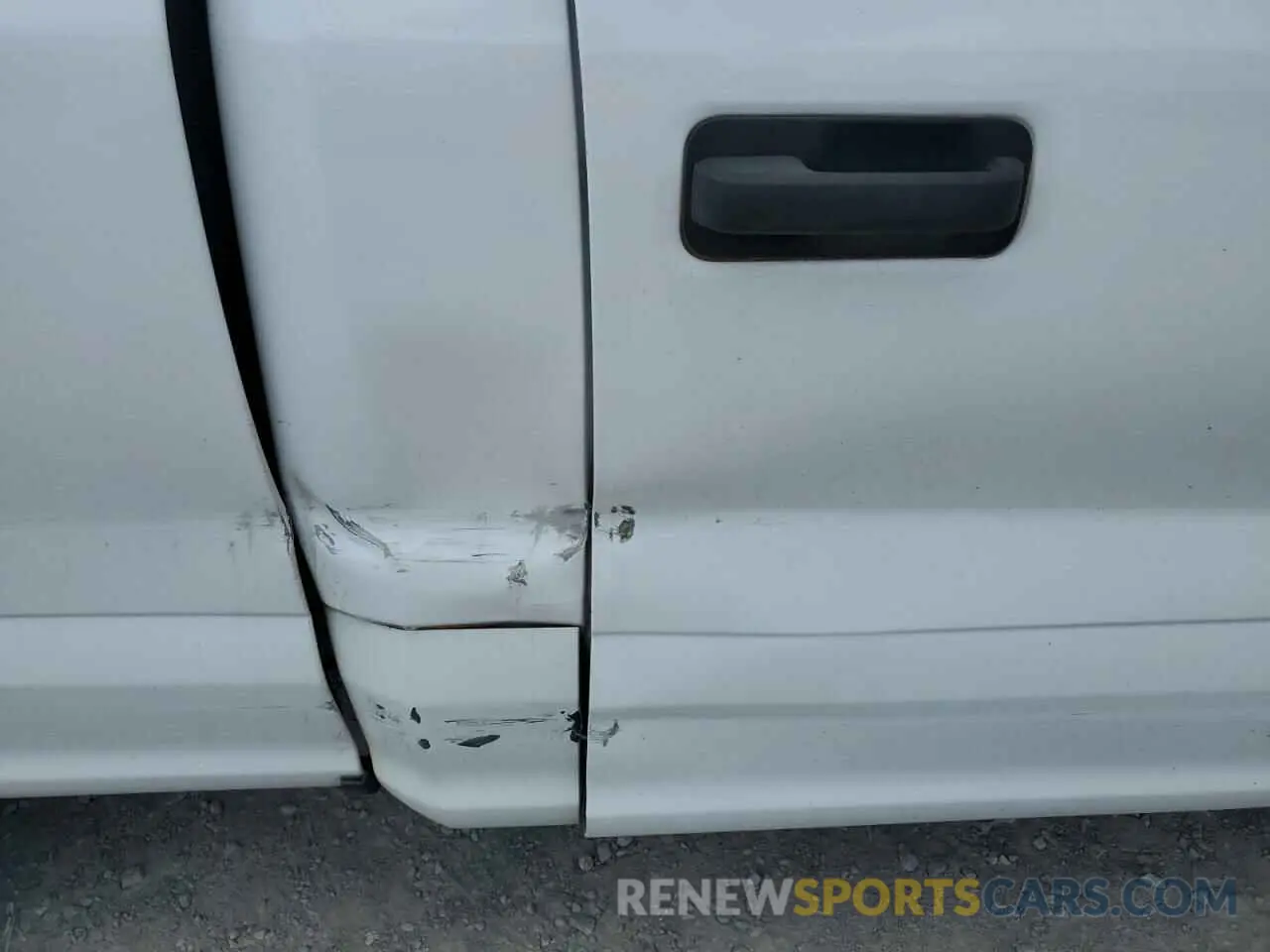 10 fotografías del automóvil dañado 1FTMF1CB5KKC06909 FORD All Models 2019