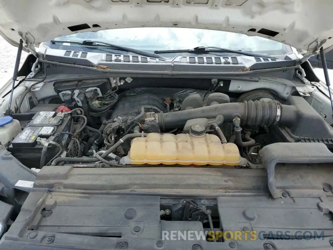 11 fotografías del automóvil dañado 1FTMF1CB5KKC06909 FORD All Models 2019