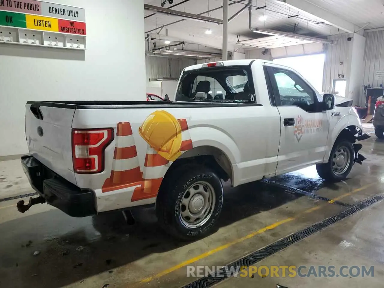 3 fotografías del automóvil dañado 1FTMF1CB5KKE68610 FORD All Models 2019