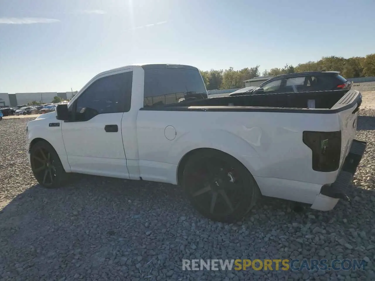 2 fotografías del automóvil dañado 1FTMF1CB9KKE21516 FORD All Models 2019