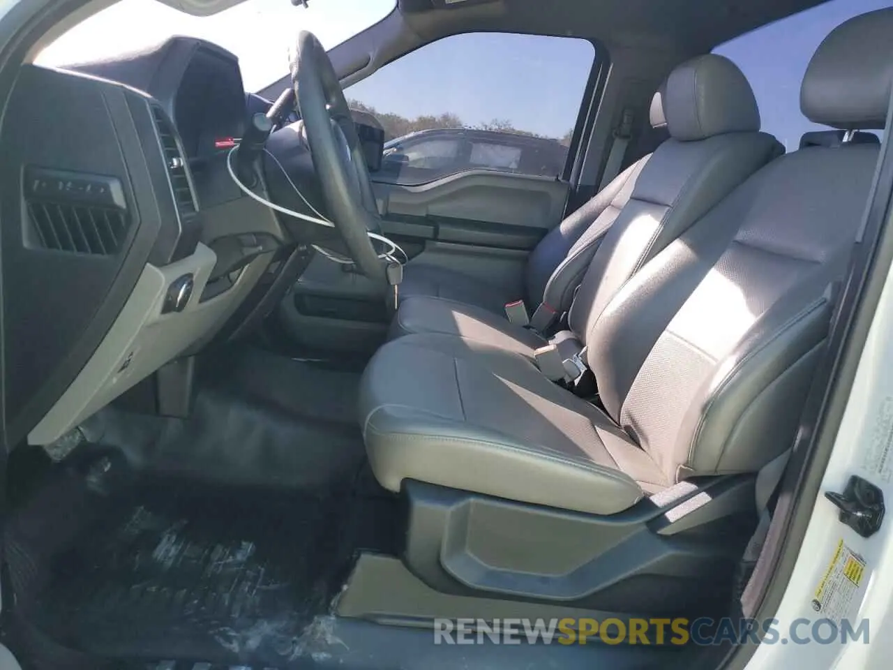 7 fotografías del automóvil dañado 1FTMF1CB9KKE21516 FORD All Models 2019
