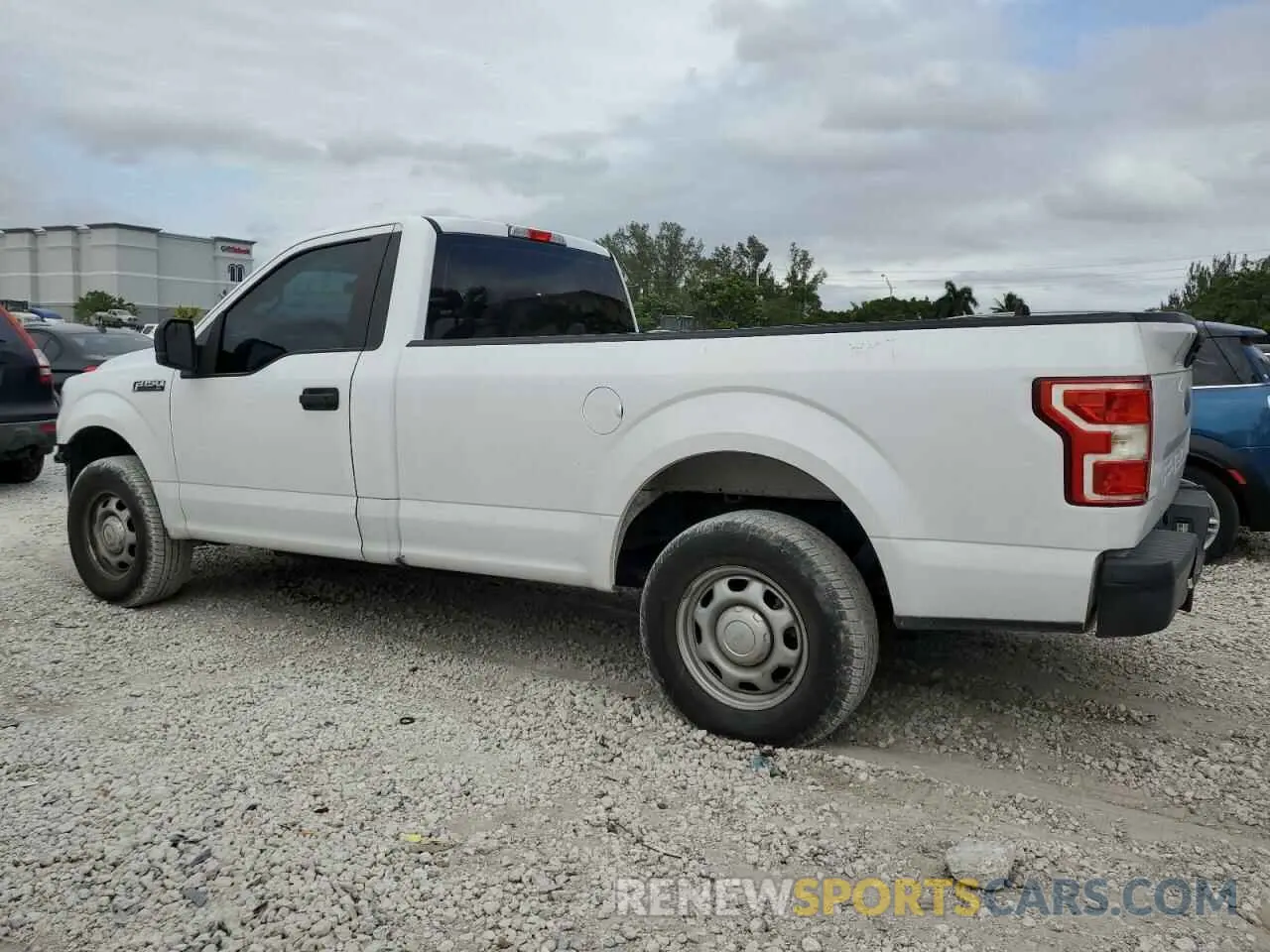 2 fotografías del automóvil dañado 1FTMF1CBXKKE44903 FORD All Models 2019