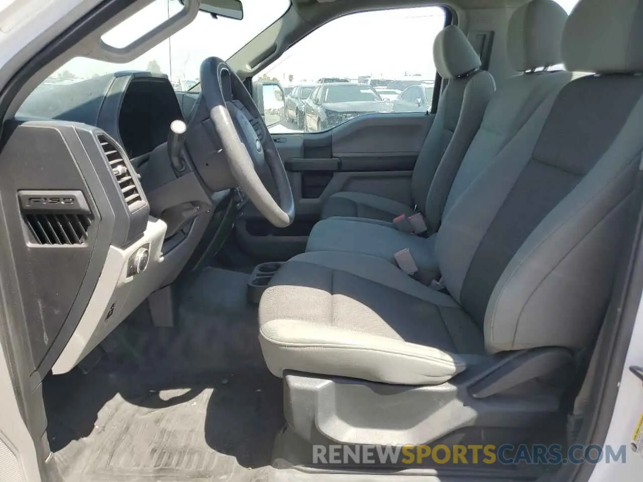 7 fotografías del automóvil dañado 1FTMF1CP3KKF28072 FORD All Models 2019