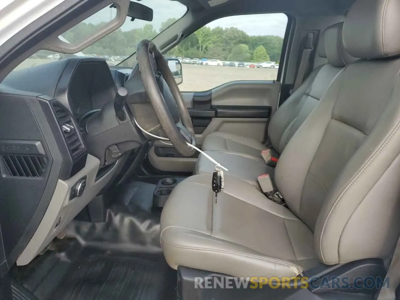7 fotografías del automóvil dañado 1FTMF1E54KKD16521 FORD All Models 2019