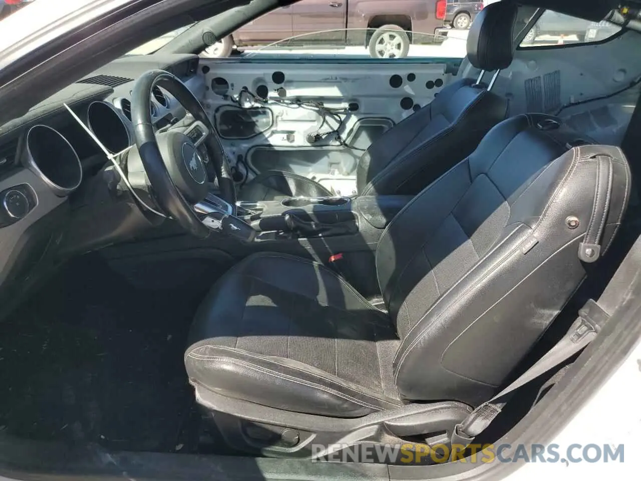 7 fotografías del automóvil dañado 1FA6P8TH0L5138642 FORD ALL Models 2020