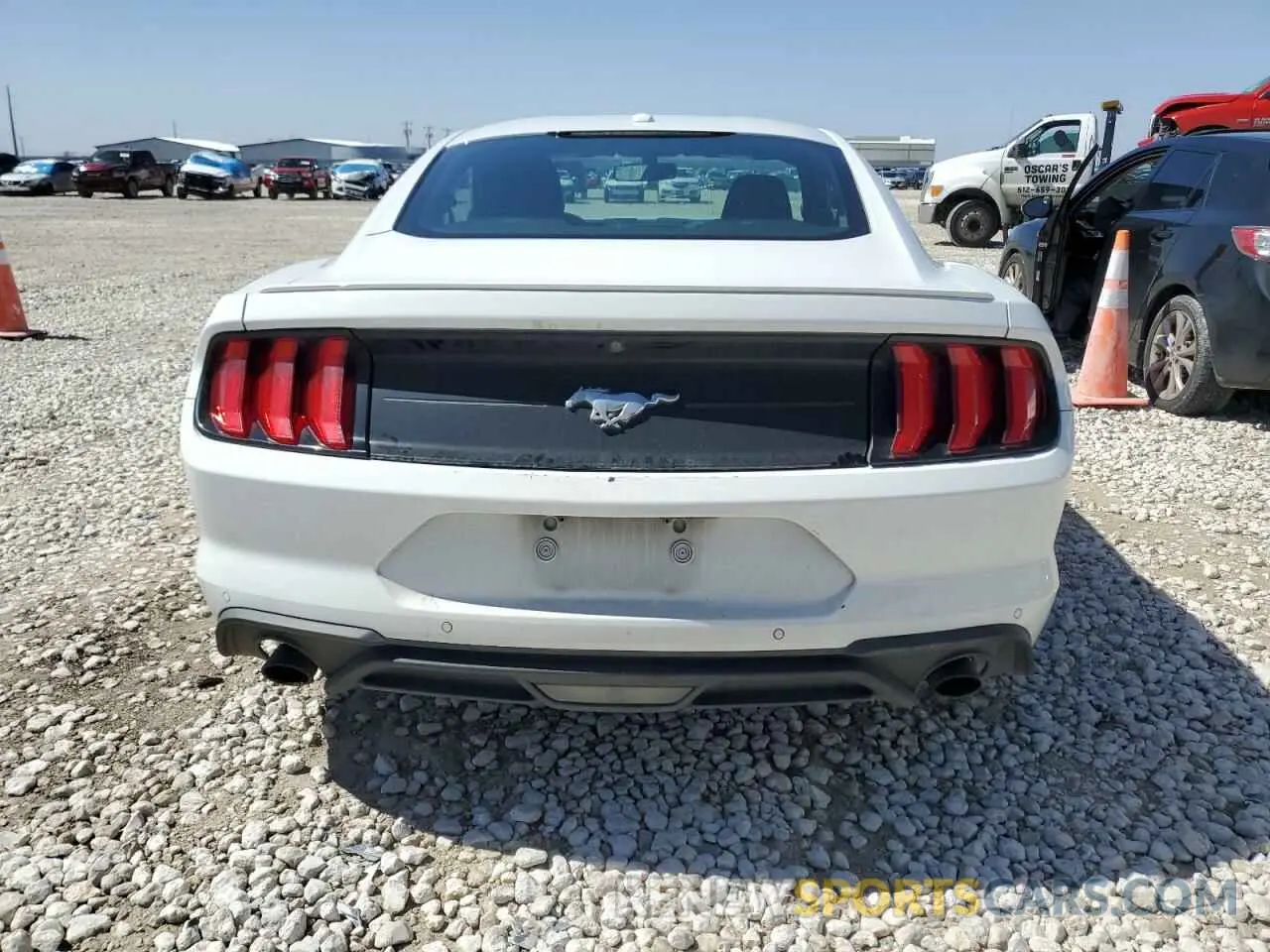 6 fotografías del automóvil dañado 1FA6P8TH5L5136904 FORD ALL Models 2020