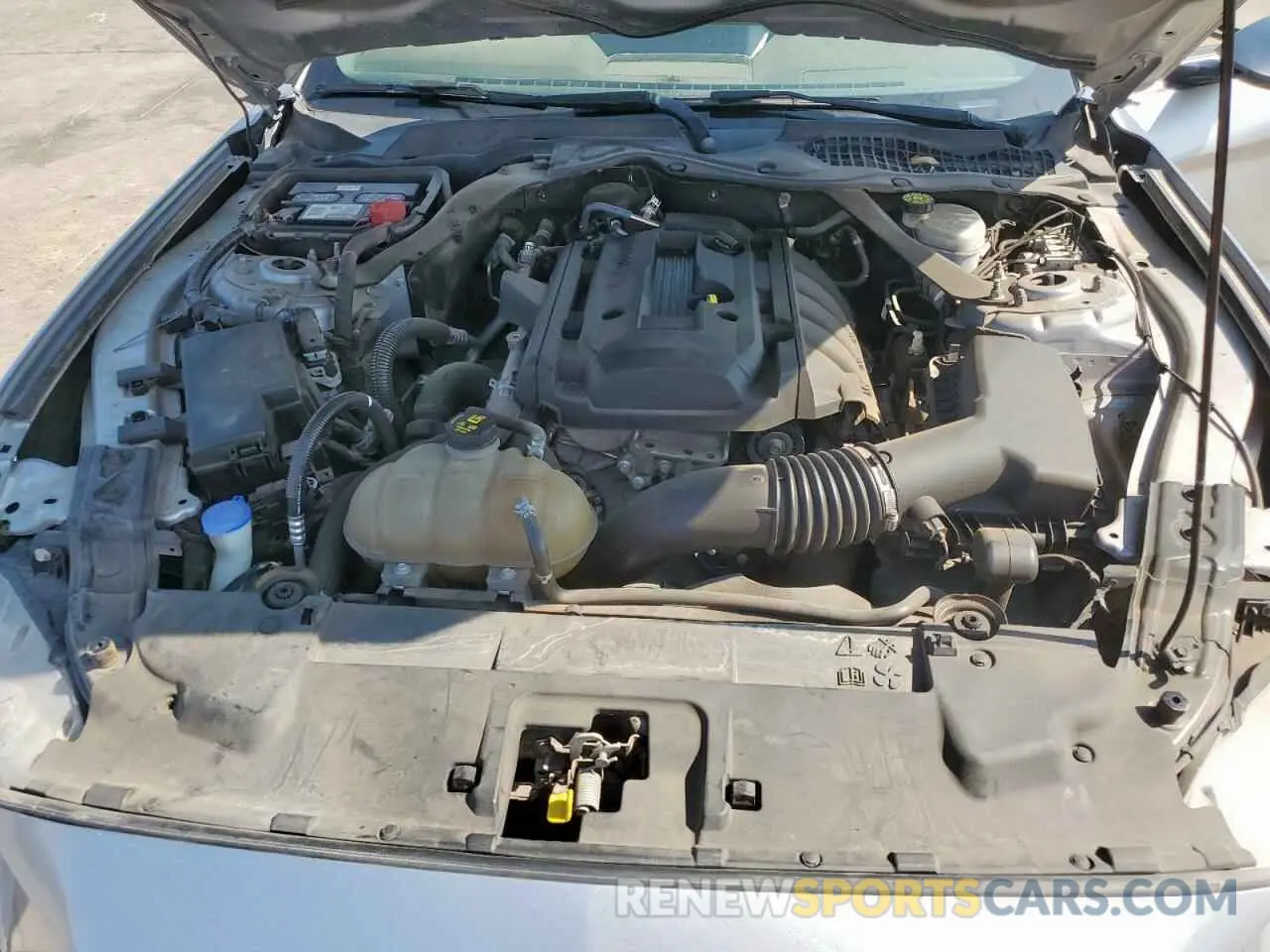 11 fotografías del automóvil dañado 1FATP8UH2L5113078 FORD ALL Models 2020