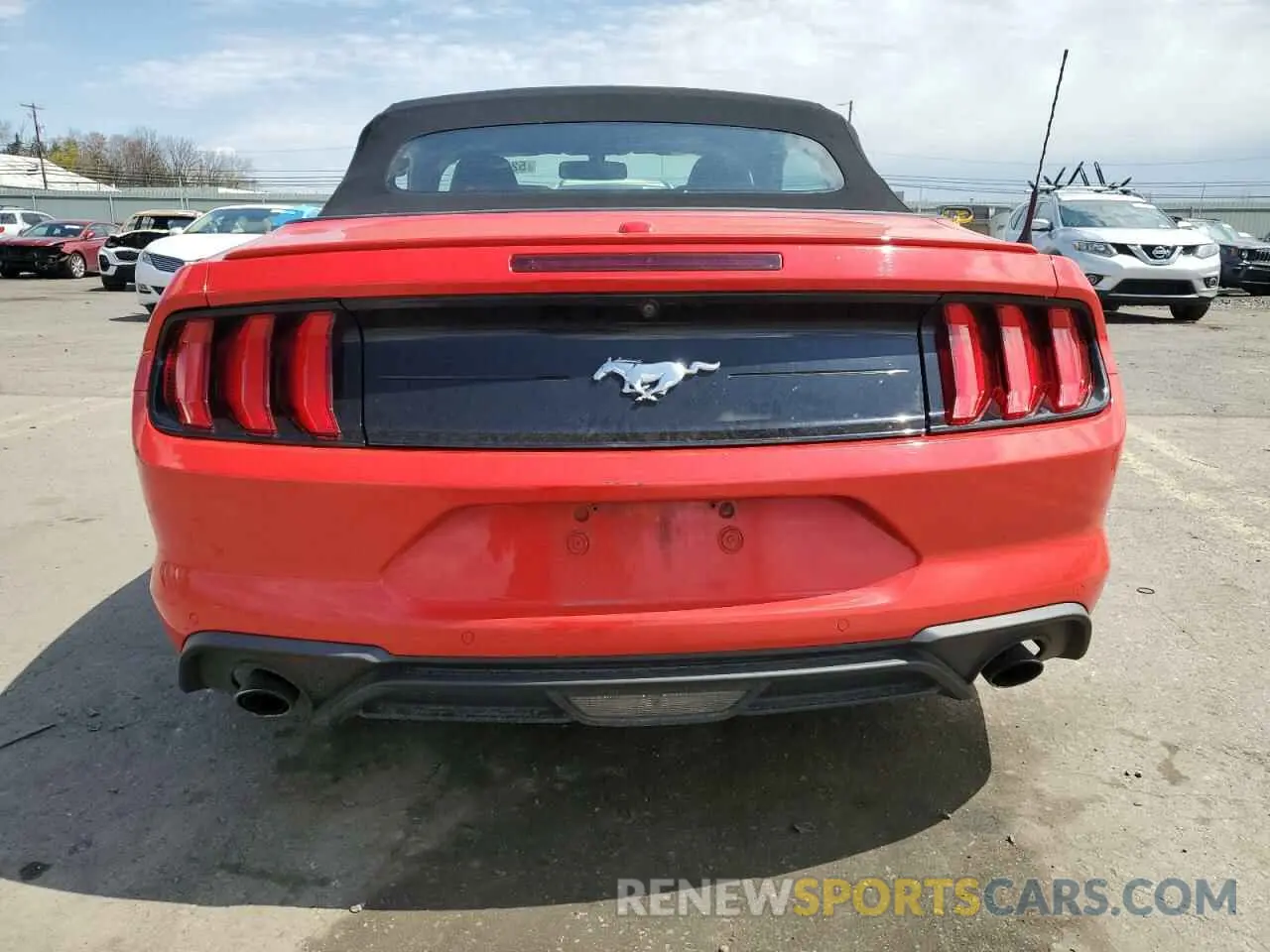 6 fotografías del automóvil dañado 1FATP8UH8L5125509 FORD ALL Models 2020