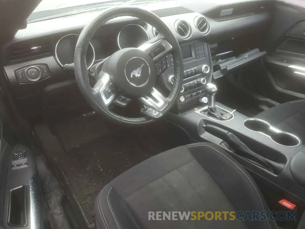 8 fotografías del automóvil dañado 1FA6P8TH5M5118291 FORD ALL Models 2021